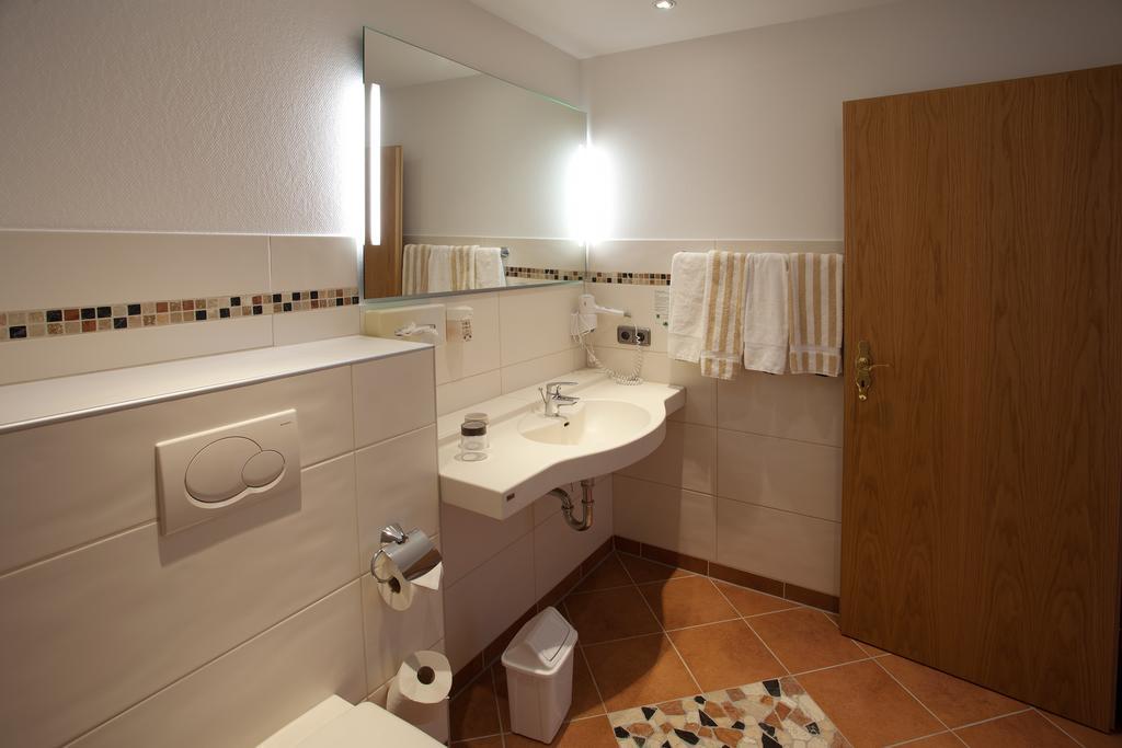 Landhotel Teuteberg Bad Arolsen Habitación foto